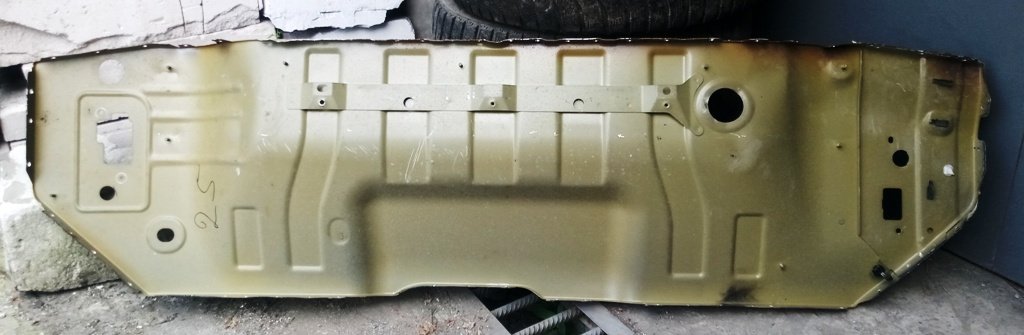 3 1069502-S0-A Tesla modell X bakficka 1114861-S0-A